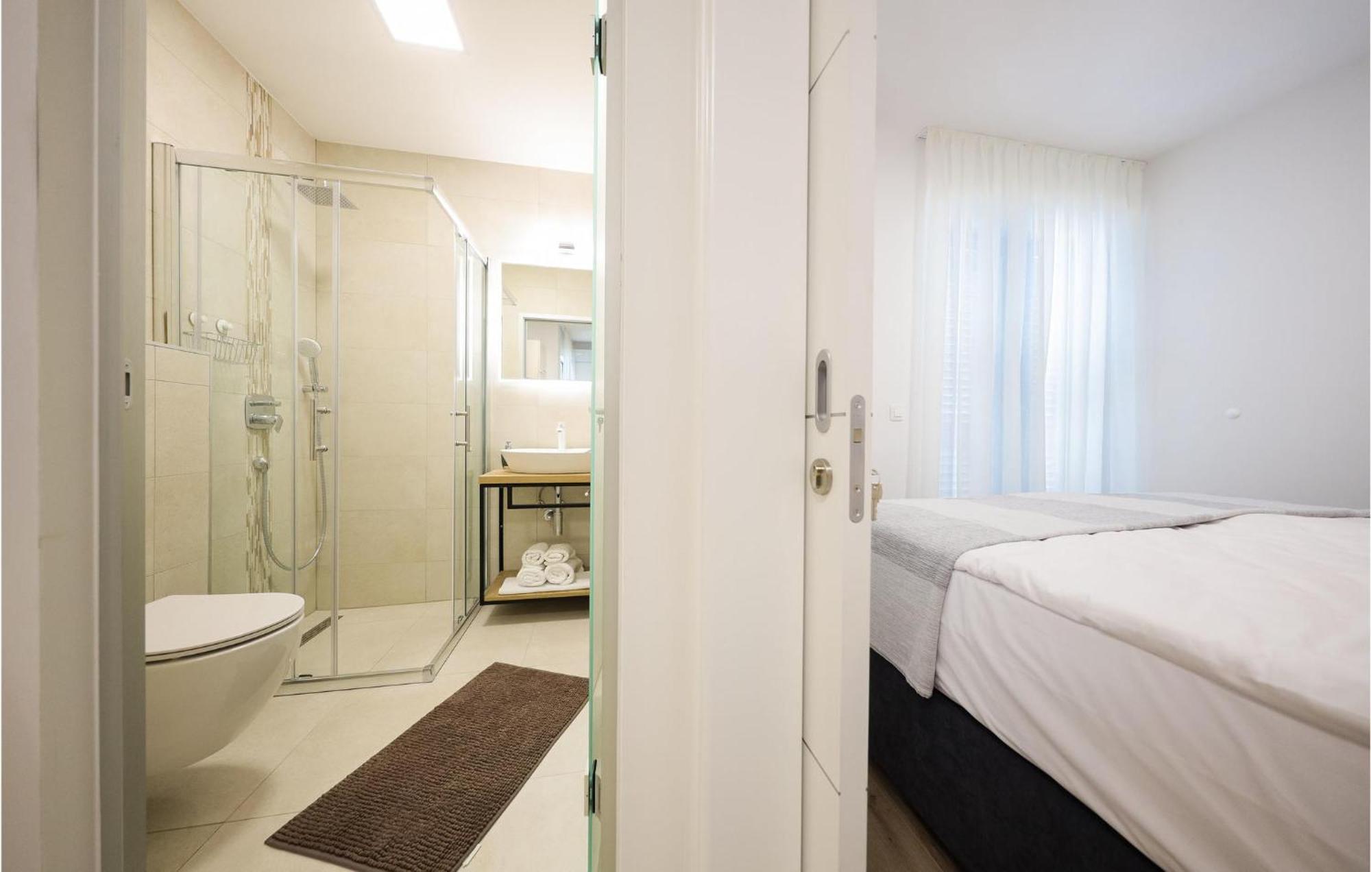 Lovely Apartment In Zadar With Wifi Ngoại thất bức ảnh