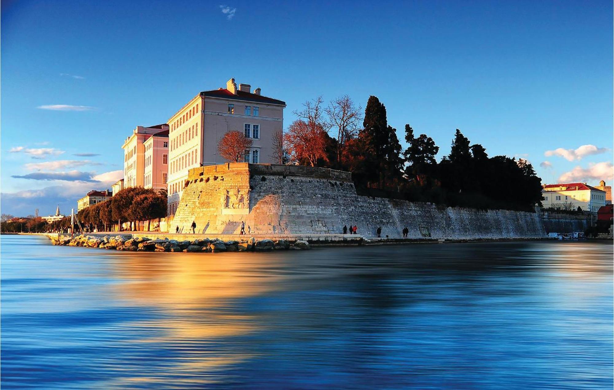 Lovely Apartment In Zadar With Wifi Ngoại thất bức ảnh